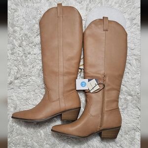 Tan Knee-High Leather Boots